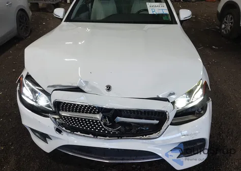 2018 Mercedes-Benz E 400 z USA, uszkodzony, nr VIN WDD1K6FB2JF027893